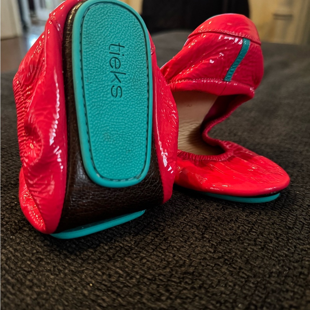 Girls Tieks - Size 2 - Mini Razzleberry - Picture 8 of 9